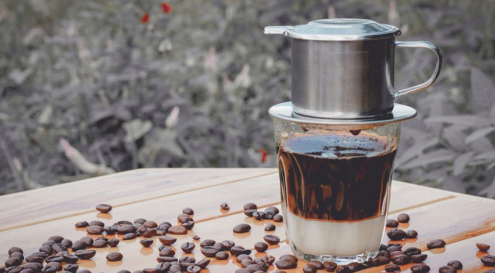How We Brew Our Coffee at FifthSip: Phin Filter vs. Espresso Machines - FifthSip
